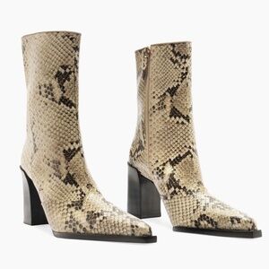 Shutz Raffaela 90MM Snake-Print Leather Boots